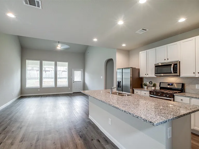 3649 Cub Dr — Photo 5