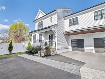 1096 Chestnut St #1096, Newton Upper Falls, MA, 02464