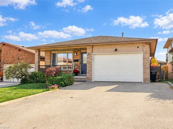 60 Glenayr St, Hamilton, ON L9C 7J3