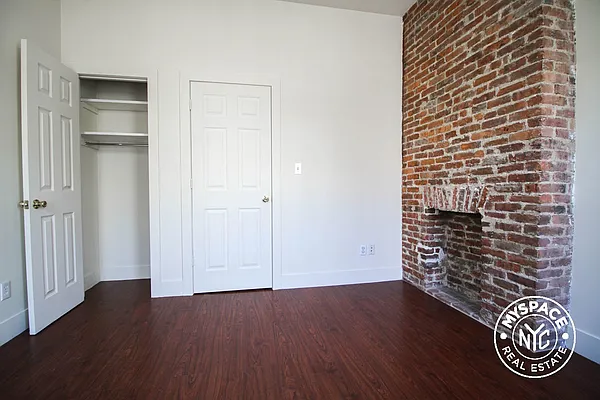 Rented by MySpaceNYC | media 4