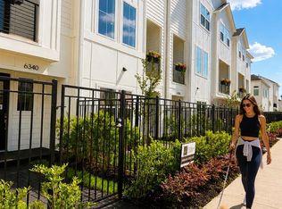 6340 Paddington Bend Dr, Houston, TX 77008