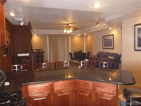 4th image of 211 Moser Ave Unit 4