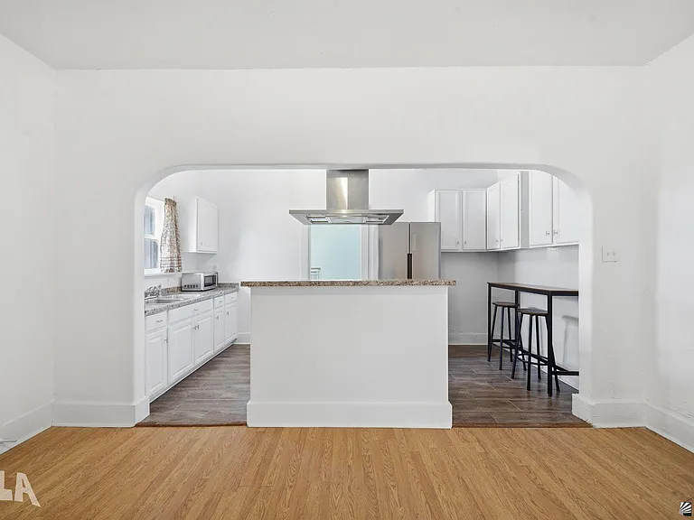 593 S 1st Ave — Photo 6