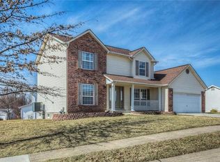 1319 Magnolia Manor Ct, Saint Peters, MO 63303
