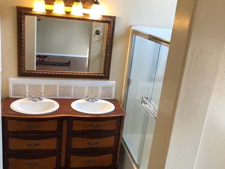8822 Tekoa Ct — Photo 3