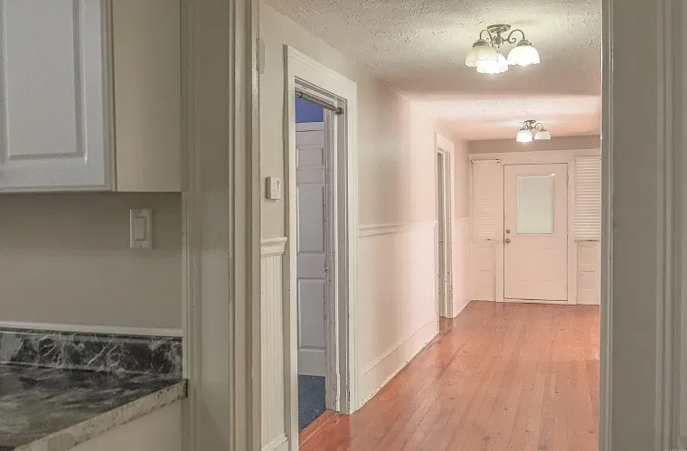 3 bed, 1400 sqft, $1,129 — Photo 4