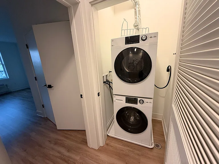 522 Cliff St #525 — Photo 6