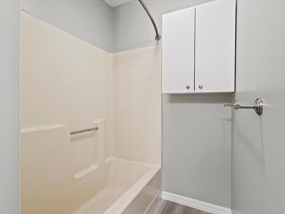 1st image of 208 Olson Avenue
