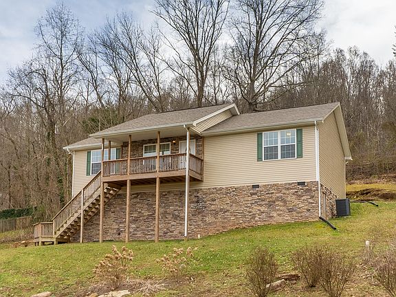 2nd image of 5522 Springridge Ln