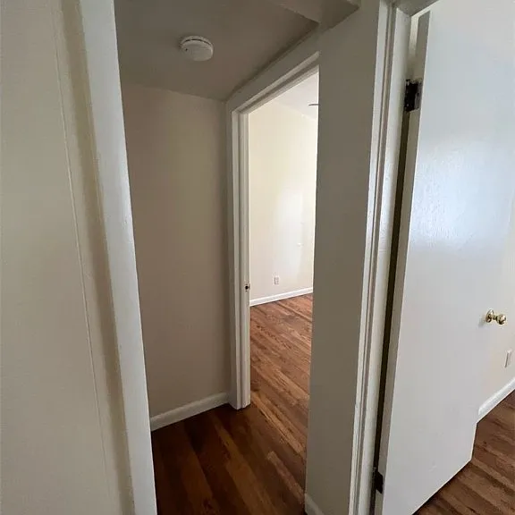 172 Hart Ave — Photo 8
