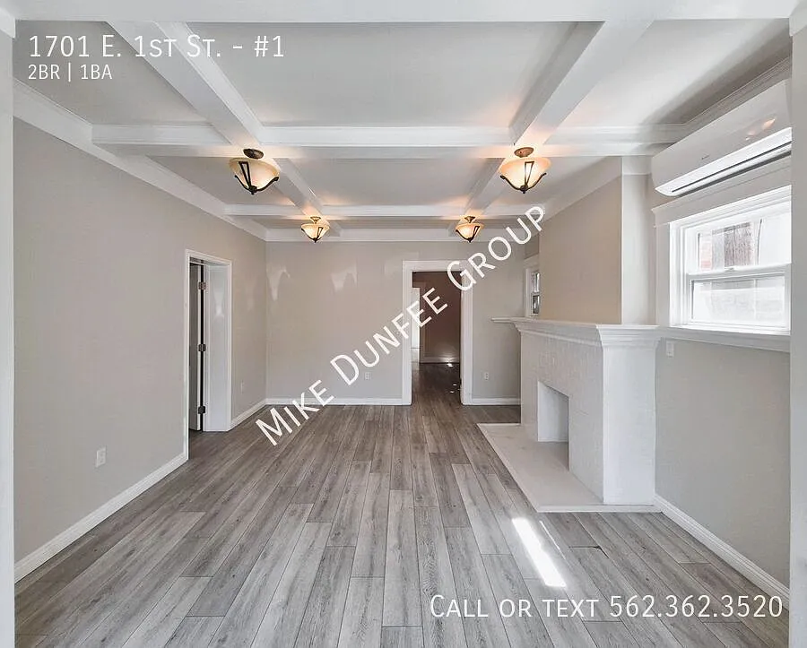 Charming 2-Bedroom, 1-Bathroom Lower-Level Unit in the Bixby Park Neighborhood — Photo 4