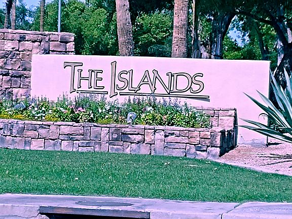 3rd image of 1126 W Grand Caymen Dr