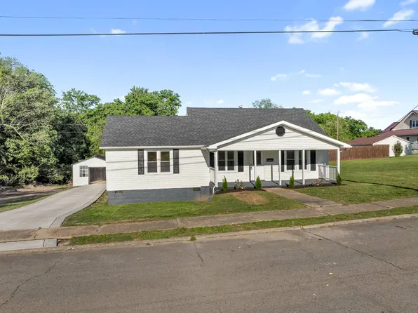 104 Oak St, Greenville, KY 42345