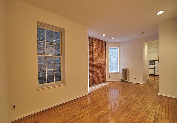 2nd image of 318 E 84th St APT 2E