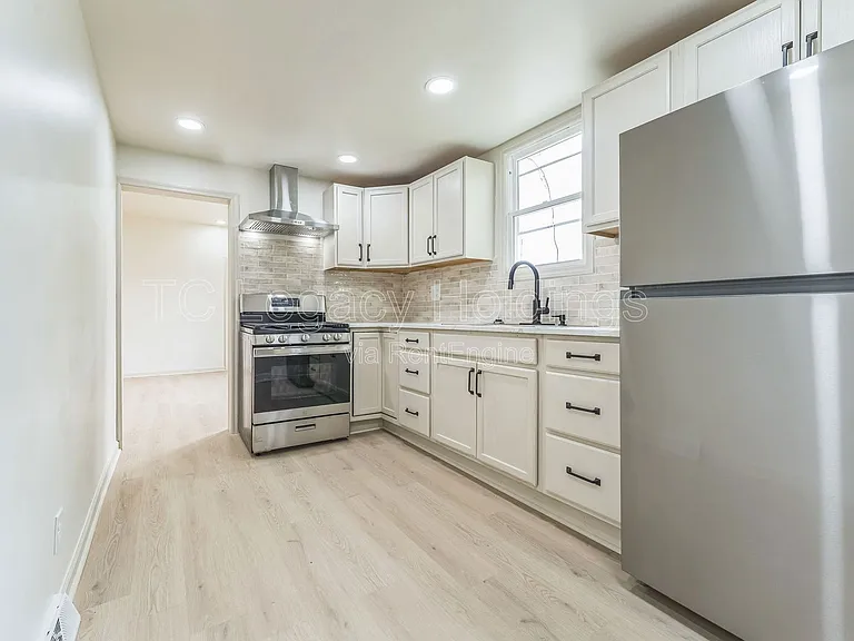 421 Walnut Ave — Photo 26