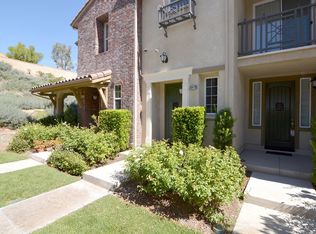 28479 Herrera St, Valencia, CA 91354