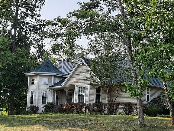 3rd image of 20591 Edelweiss Ln