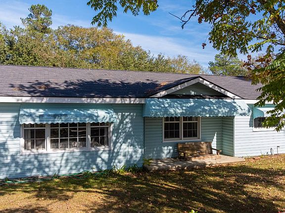 11th image of 2186 Old Doerun Rd
