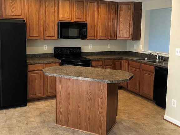 4th image of 4603 Harrier Way