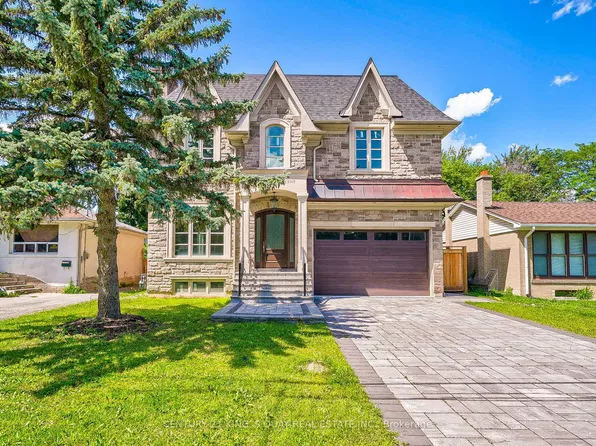 82 Cartier Cres, Richmond Hill, ON L4C 2N5