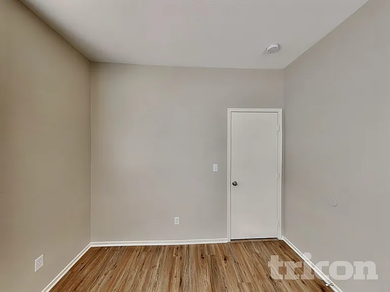 2528 Calico Hearts Ct — Photo 11