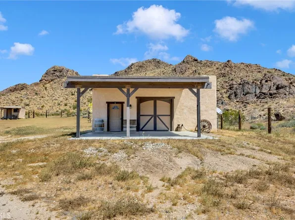 31542 Spinel St, Lucerne Valley, CA 92356