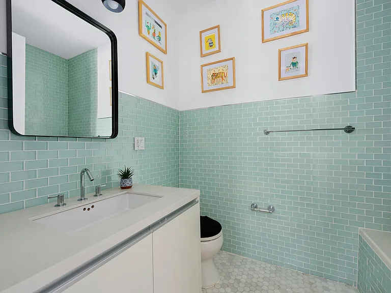 85 Leonard St #4 — Photo 14