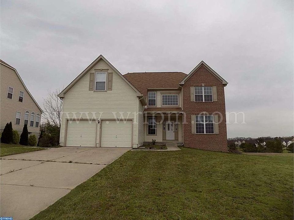 1st image of 113 White Ash Ave