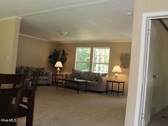 4th image of 137 George Sumner Road