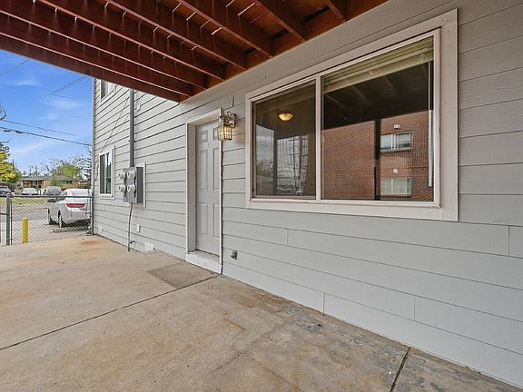 3rd image of 1164 Yosemite St #1B