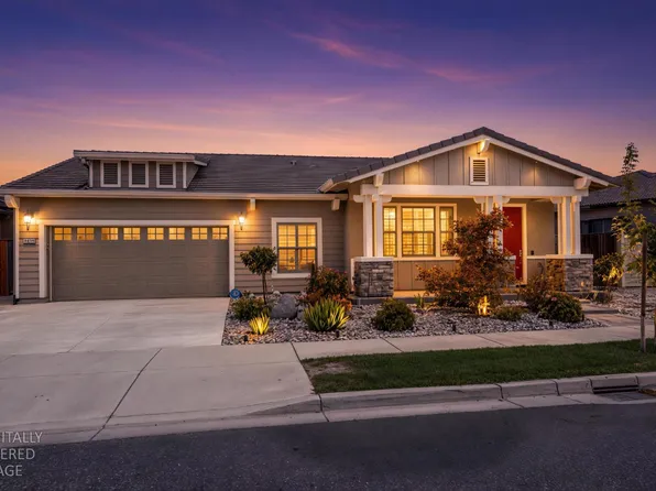 2360 Mustang Dr, Oakdale, CA 95361