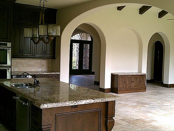 5th image of 6115 Majestic Hill Ct