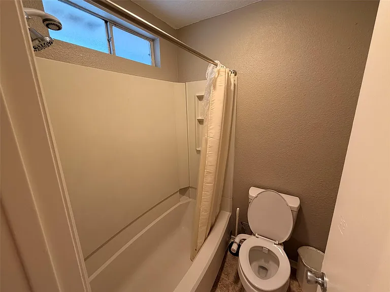 3227 Glade Springs Dr — Photo 31