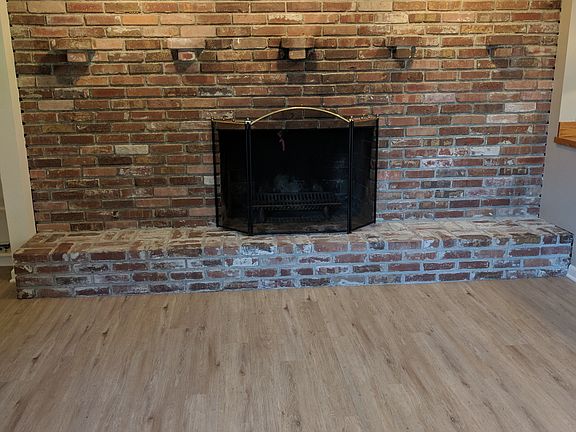 2nd image of 3832 134th Ave NE