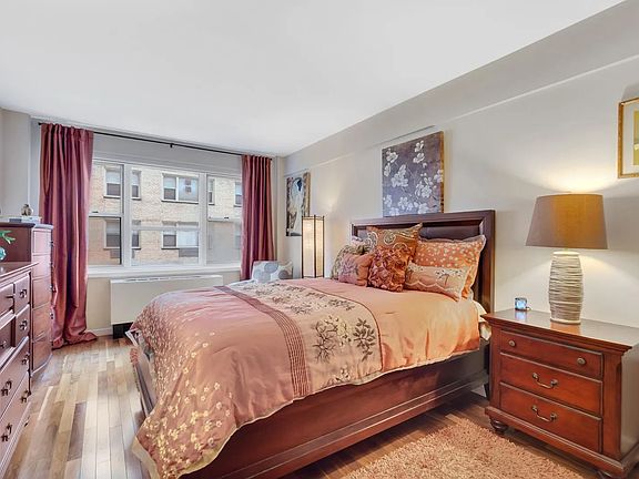 4th image of 415 E 52nd St APT 6JC