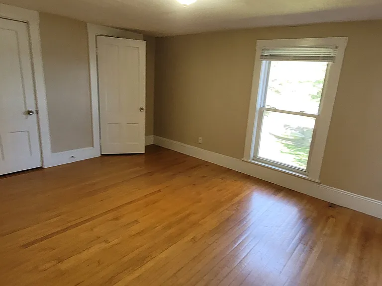 1614 N Main St #4 — Photo 6