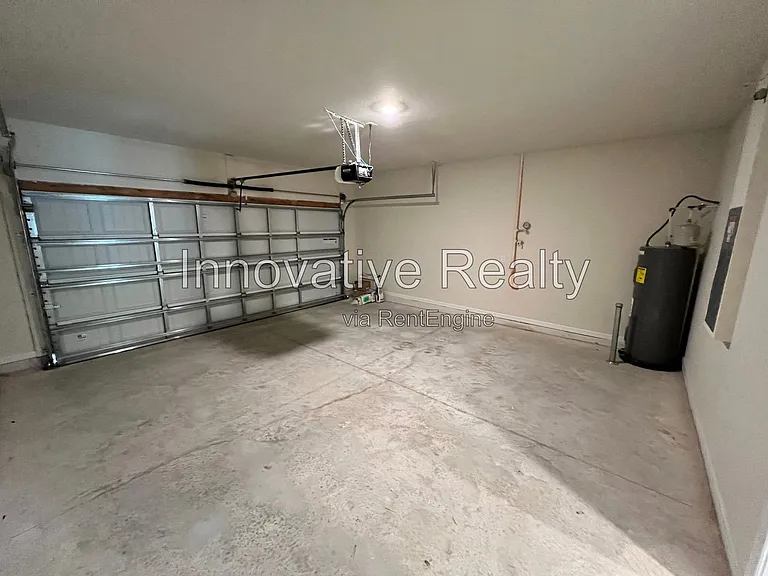 2895 Clever Ln — Photo 24