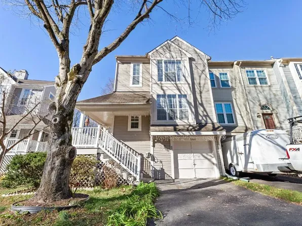 8308 Southern Oaks Ct, Lorton, VA 22079