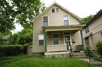 431 E Maynard Ave photo 1