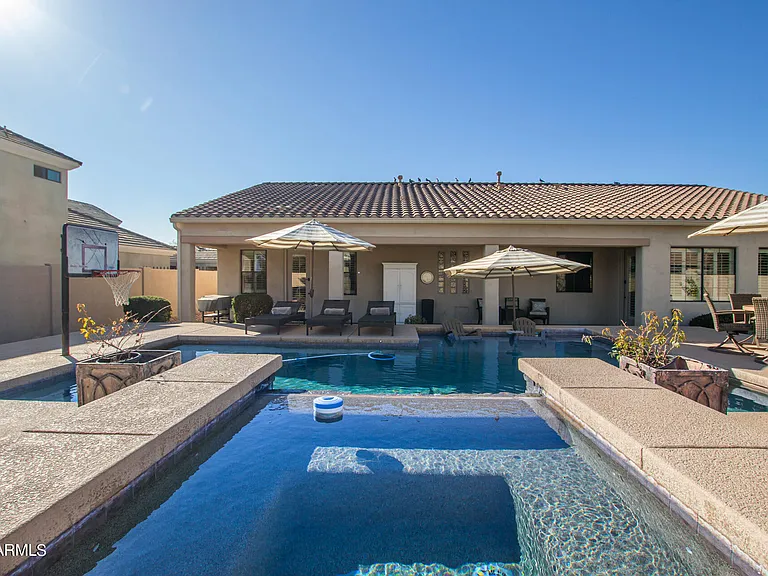 885 W Palo Brea Dr — Photo 53