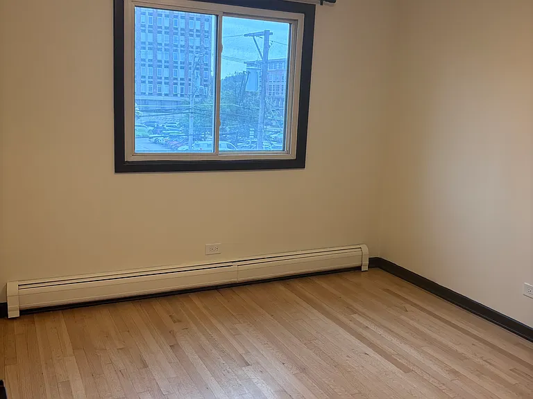 424 Elgin Ave #8 — Photo 8