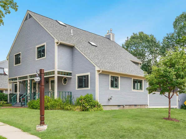 82 Spinnaker Way, Portsmouth, NH 03801