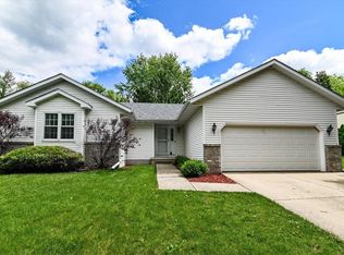 2609 Crest Line Drive, Madison, WI 53704