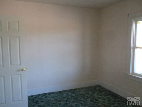 4th image of 303 N Portland Ave