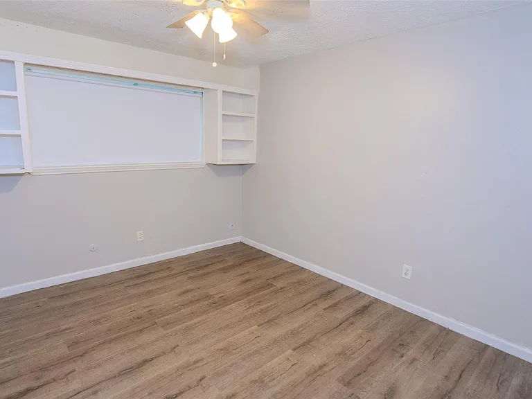 116 White Cedar St — Photo 7