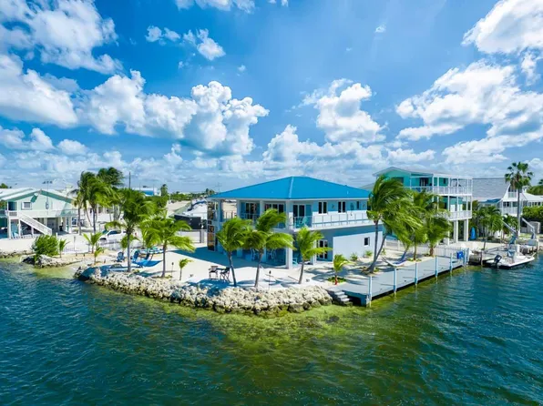 1008 Calico Jack Cir, Cudjoe Key, FL 33042