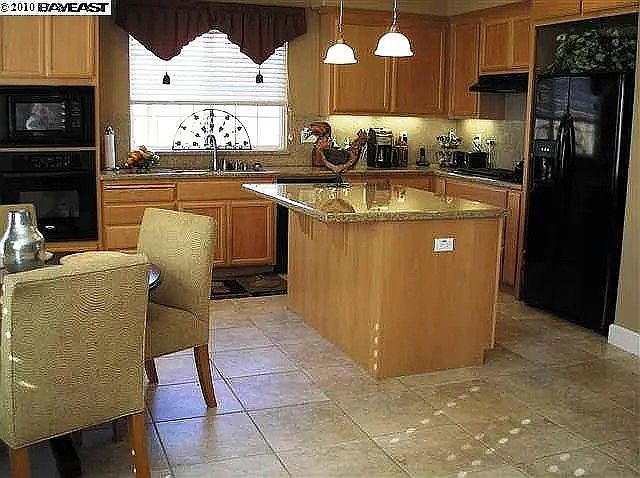 2nd image of 5645 Rosscommon Way
