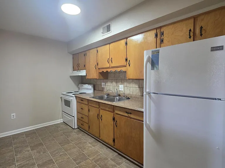 301 E Cleveland Ave #1 — Photo 7