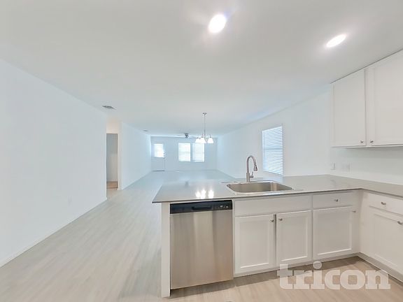 5th image of 5715 Vista Point