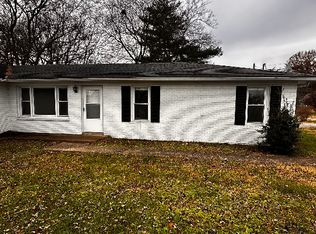 101 Park Cir, Columbia, TN 38401